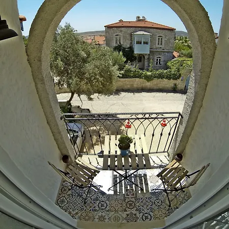 Faro Alacati