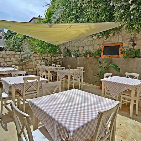 Faro Hotel